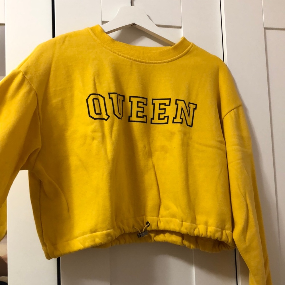 “Queen” Cropped Sweater